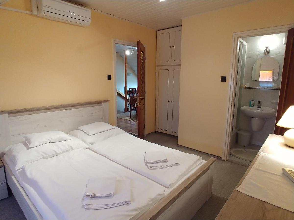 Emma Apartman Harkány Buitenkant foto