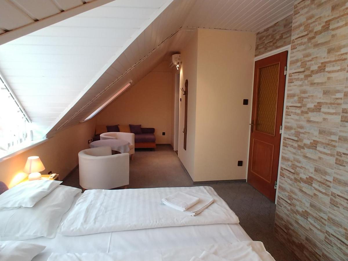 Emma Apartman Harkány Buitenkant foto