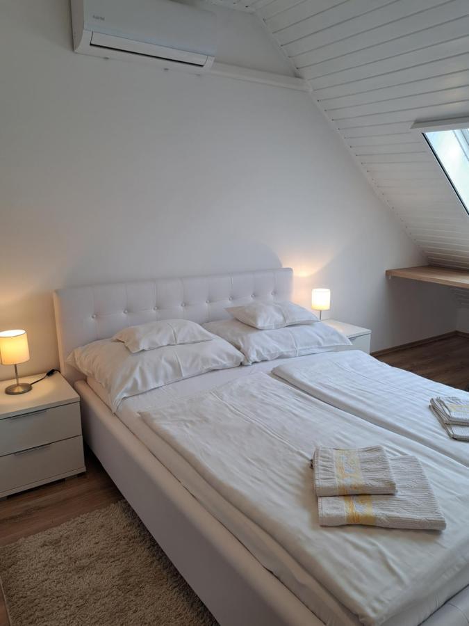 Emma Apartman Harkány Buitenkant foto